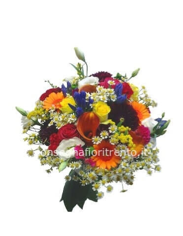 Bouquet di fiori e colori caldi assortiti.