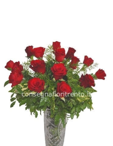Bouquet di 9  rose rosse confezionato.
